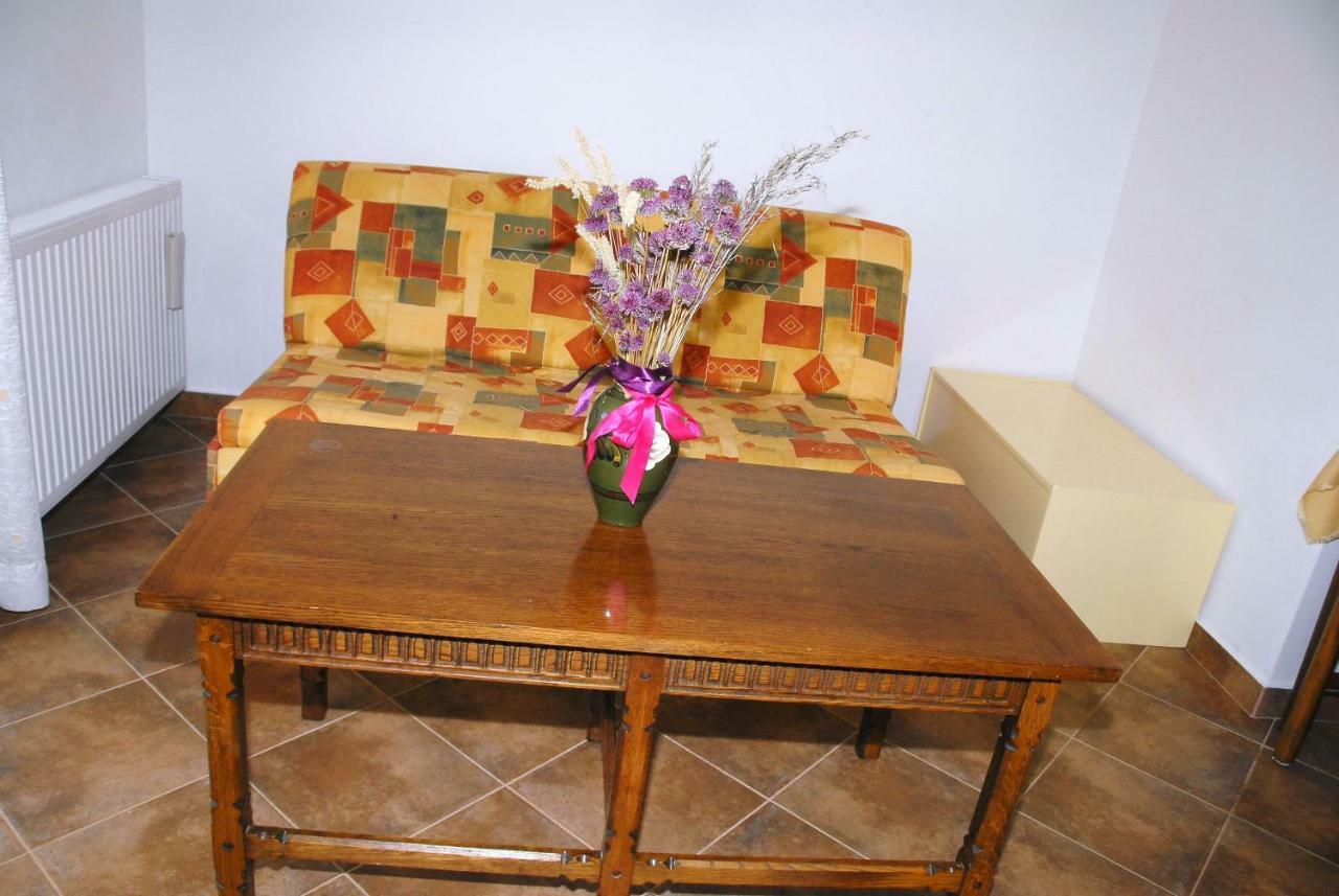 Apartmani Bauk โปเรช ภายนอก รูปภาพ