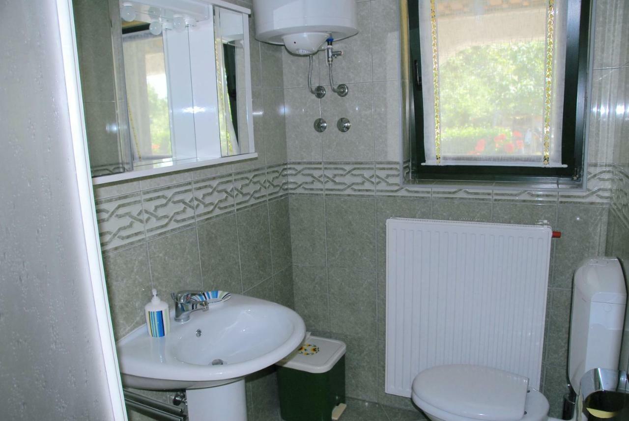 Apartmani Bauk โปเรช ภายนอก รูปภาพ